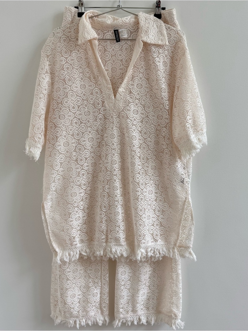 H&M Lace Two-Piece Pantsuit in Soft Cream